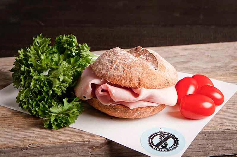 Glutenvrij broodje achterham