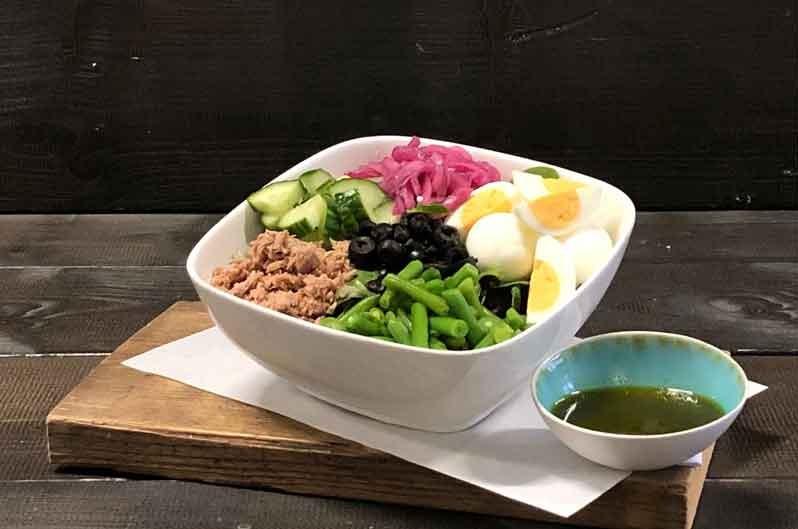 Nicoise salade (Kom 10-15 pers.)