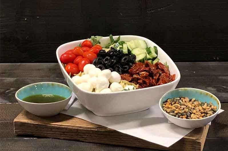 Pasta riso salade Vega (Kom voor 10-15 pers.)